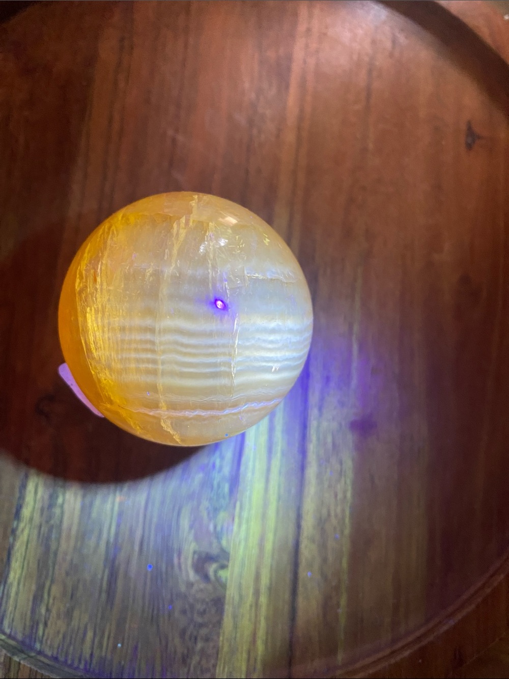 Yellow fluorite sphere - Picture 3 of 5